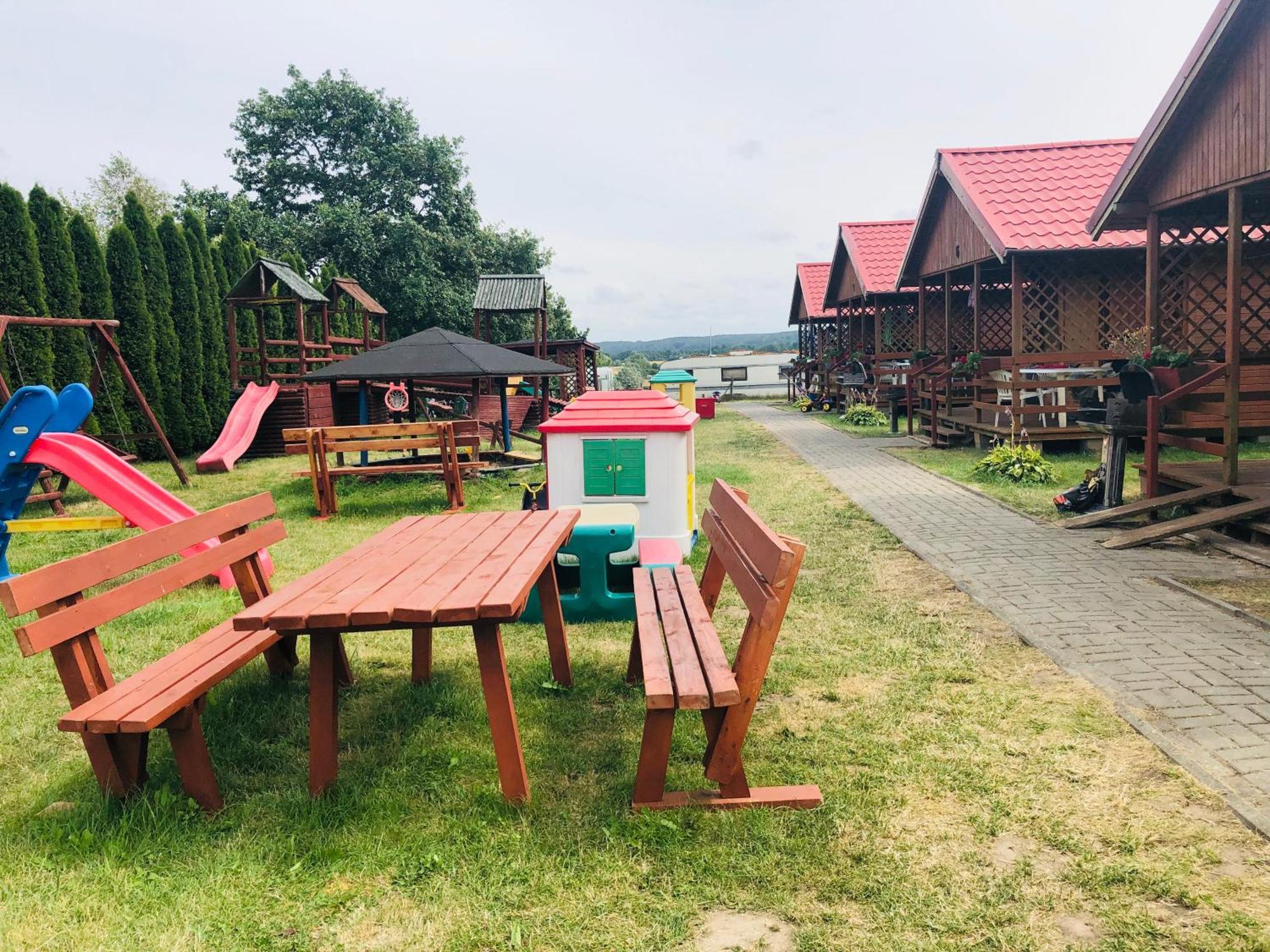 Domki U Karasia Rusinowo  Exterior foto